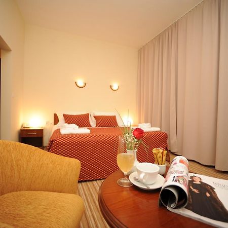 Hotel Shirok Sokak Bitola Kültér fotó