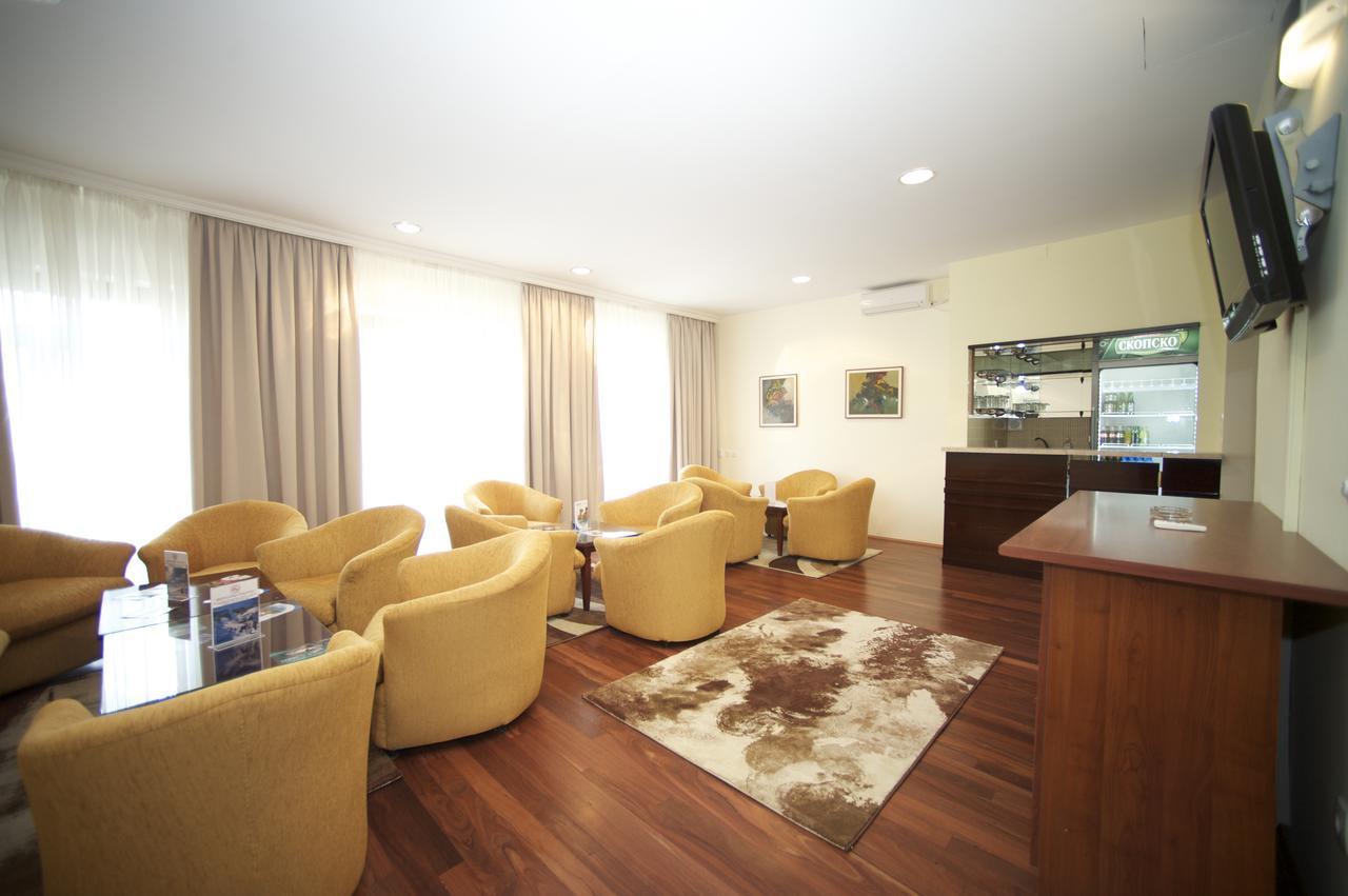 Hotel Shirok Sokak Bitola Kültér fotó