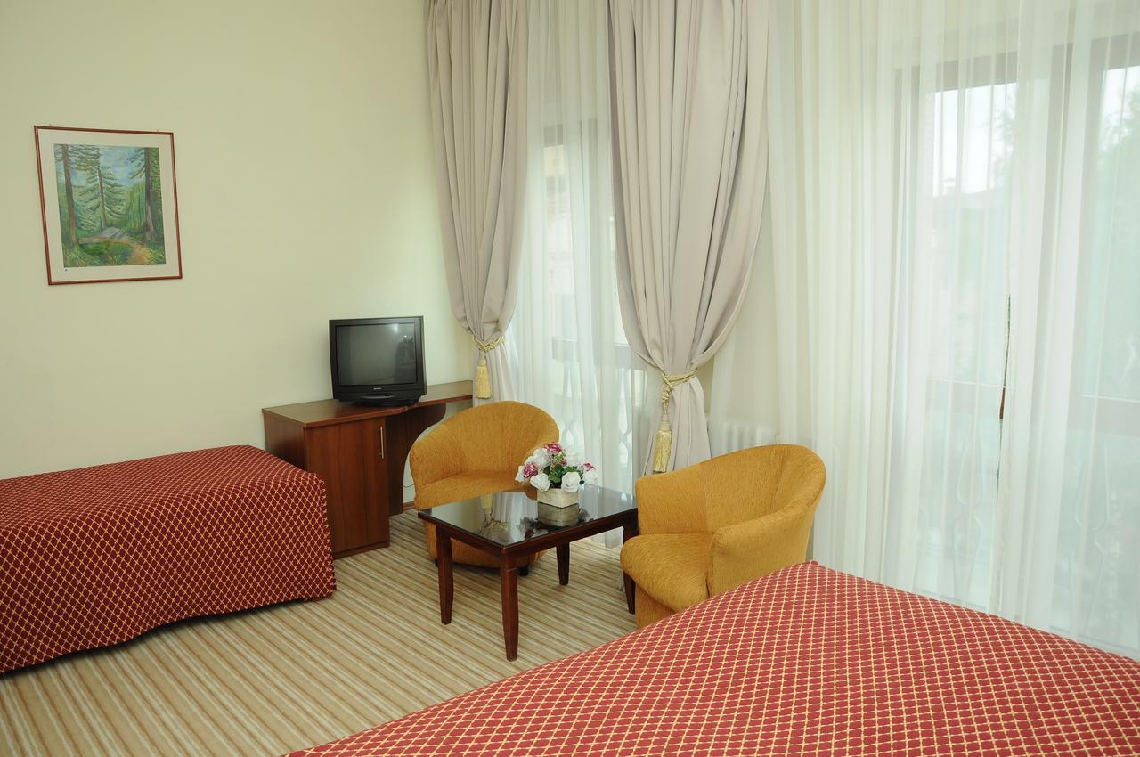 Hotel Shirok Sokak Bitola Kültér fotó
