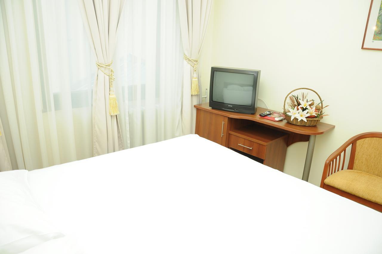 Hotel Shirok Sokak Bitola Kültér fotó